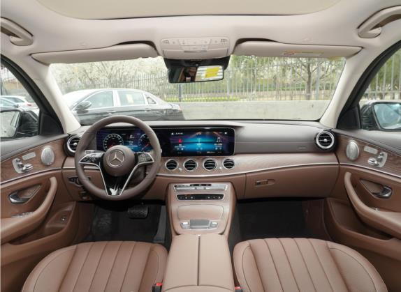 奔驰E级 2021款 改款 E 300 L 尊贵型 中控类   中控全图