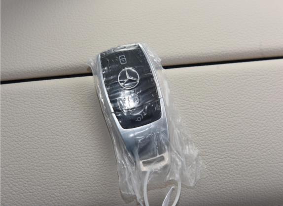 奔驰E级 2022款 E 300 L 运动豪华型 其他细节类   钥匙