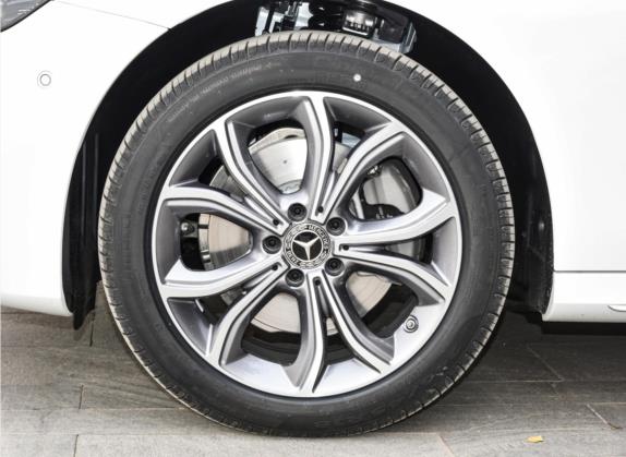 奔驰E级 2022款 E 300 L 运动尊贵型 其他细节类   前轮