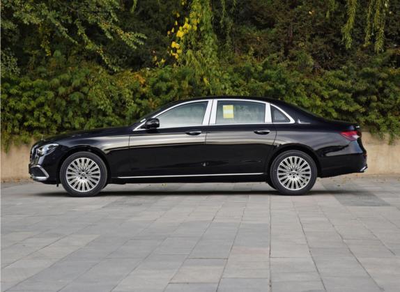 奔驰E级 2022款 E 300 L 时尚型 外观   正侧