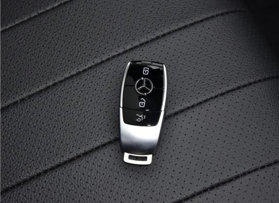 奔驰E级 2022款 改款二 E 300 L 时尚型 其他细节类   钥匙