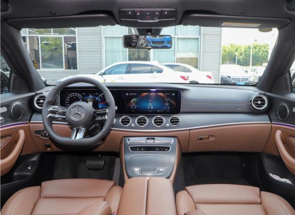 奔驰E级 2022款 改款二 E 260 L 运动型 4MATIC 中控类   中控全图