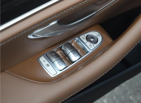 奔驰E级 2022款 改款二 E 260 L 运动型 4MATIC 车厢座椅   门窗控制