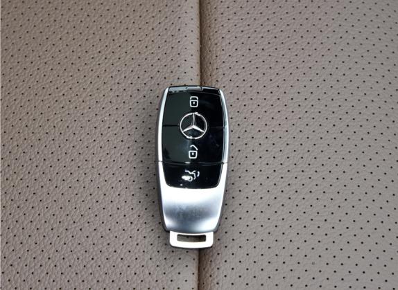 奔驰E级 2022款 改款三 E 300 L 运动豪华型 其他细节类   钥匙