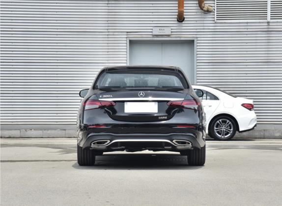 奔驰E级 2022款 改款三 E 300 L 运动豪华型 外观   正后