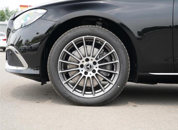 奔驰E级 2022款 改款二 E 260 L 4MATIC 其他细节类   前轮