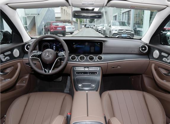 奔驰E级 2022款 改款三 E 300 L 豪华型 中控类   中控全图