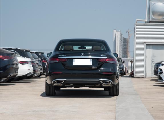 奔驰E级 2023款 E 260 L 4MATIC 外观   正后