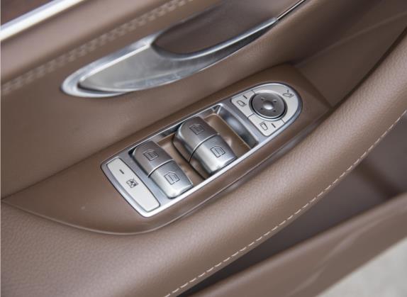 奔驰E级 2023款 E 260 L 4MATIC 车厢座椅   门窗控制