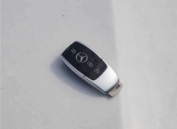 奔驰E级 2023款 E 300 L 时尚型 其他细节类   钥匙