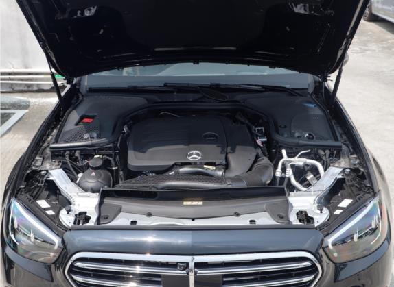 奔驰E级 2023款 E 300 L 尊贵型 其他细节类   发动机舱