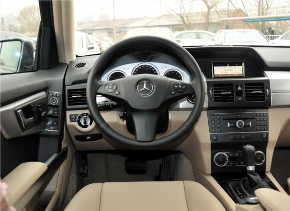 奔驰GLK级 2012款 GLK 300 4MATIC 动感型 中控类   驾驶位