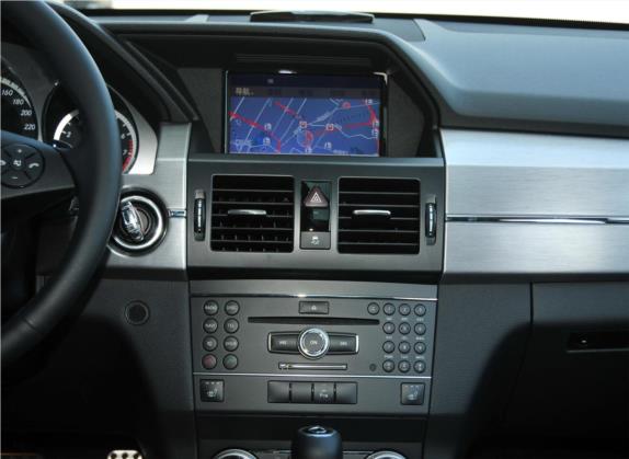 奔驰GLK级 2012款 GLK 300 4MATIC 豪华型 中控类   中控台