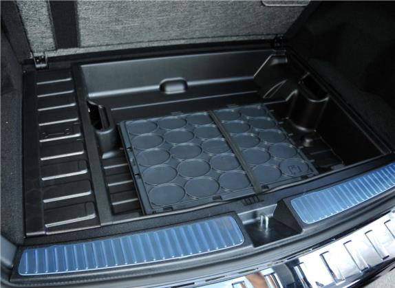 奔驰GLK级 2012款 GLK 300 4MATIC 豪华型 其他细节类   备胎