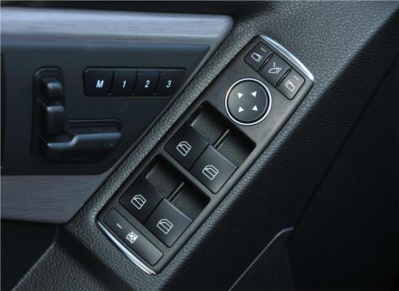 奔驰GLK级 2012款 GLK 300 4MATIC 豪华型 车厢座椅   门窗控制