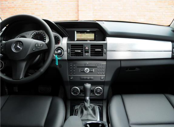 奔驰GLK级 2012款 GLK 300 4MATIC 时尚型 中控类   中控台