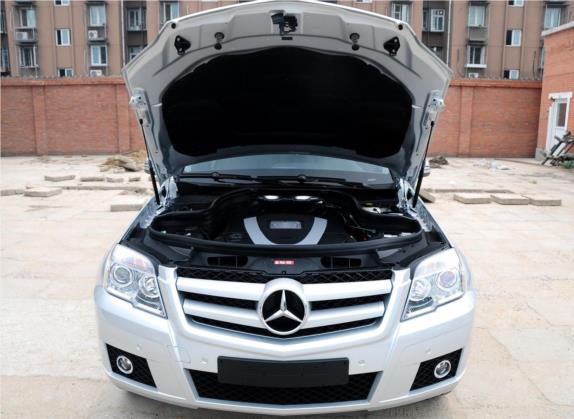 奔驰GLK级 2012款 GLK 300 4MATIC 时尚型 其他细节类   发动机舱