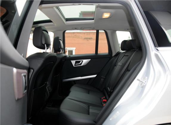 奔驰GLK级 2012款 GLK 300 4MATIC 时尚型 车厢座椅   后排空间