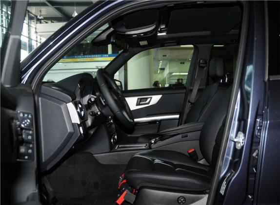 奔驰GLK级 2013款 改款 GLK 300 4MATIC 时尚型 车厢座椅   前排空间