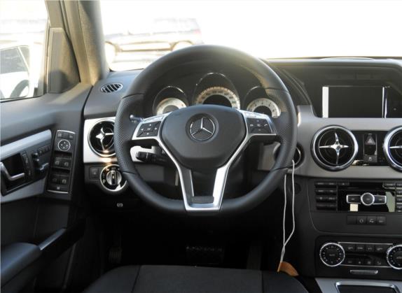 奔驰GLK级 2015款 GLK 260 4MATIC 动感型 极致版 中控类   驾驶位