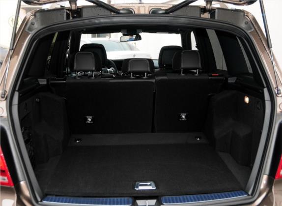 奔驰GLK级 2015款 GLK 300 4MATIC 豪华型 极致版 车厢座椅   后备厢