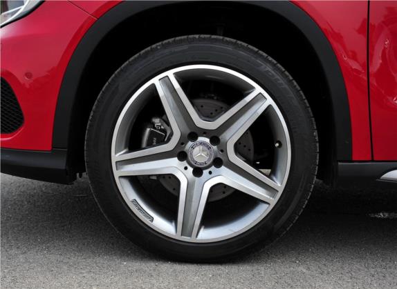 奔驰GLA 2015款 GLA 260 4MATIC 运动型 其他细节类   前轮