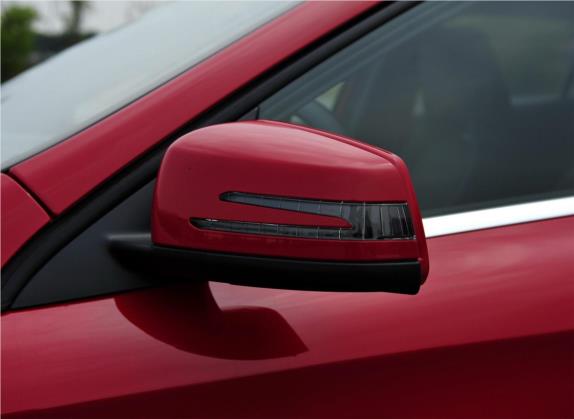 奔驰GLA 2015款 GLA 260 4MATIC 运动型 外观细节类   外后视镜