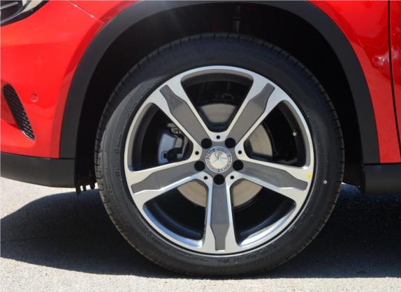 奔驰GLA 2015款 GLA 220 4MATIC 豪华型 其他细节类   前轮