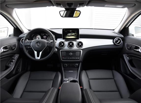 奔驰GLA 2016款 GLA 220 4MATIC 豪华型 中控类   中控全图