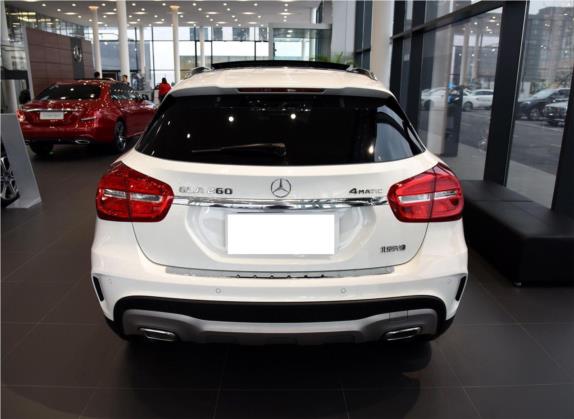 奔驰GLA 2016款 GLA 260 4MATIC 运动型 外观   正后