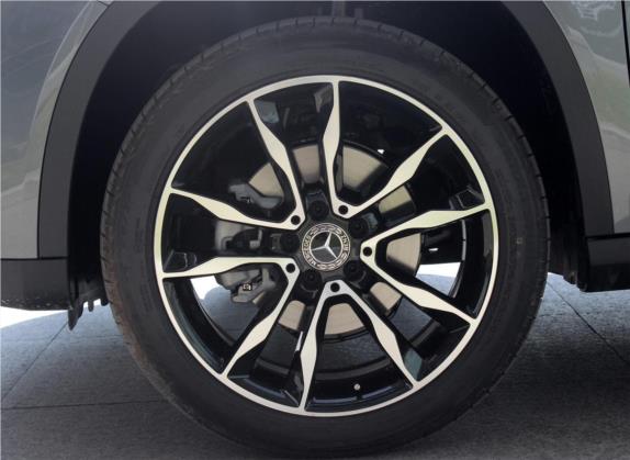 奔驰GLA 2017款 GLA 220 4MATIC 豪华型 其他细节类   前轮