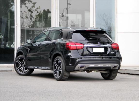奔驰GLA 2018款 GLA 260 4MATIC 运动型 外观   斜后
