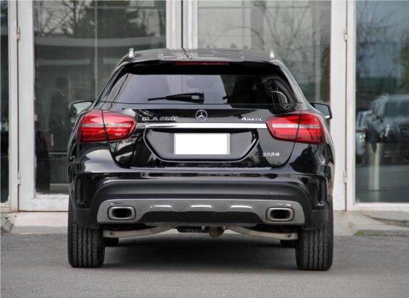奔驰GLA 2018款 GLA 260 4MATIC 运动型 外观   正后