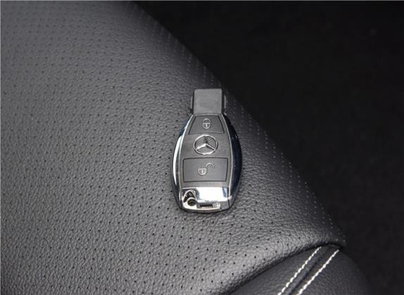 奔驰GLA 2019款 GLA 220 4MATIC 运动型 其他细节类   钥匙