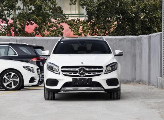 奔驰GLA 2019款 GLA 260 4MATIC 运动型 外观   正前