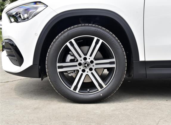 奔驰GLA 2022款 GLA 220 4MATIC 其他细节类   前轮