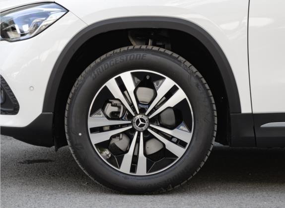 奔驰GLA 2023款 GLA 220 其他细节类   前轮