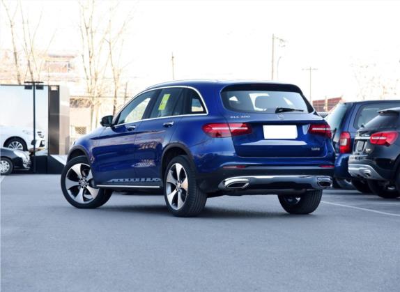 奔驰GLC 2016款 GLC 300 4MATIC 豪华型 外观   斜后