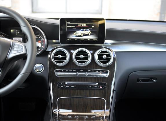 奔驰GLC 2016款 GLC 260 4MATIC 豪华型 中控类   中控台