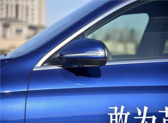 奔驰GLC 2016款 GLC 260 4MATIC 豪华型 外观细节类   外后视镜