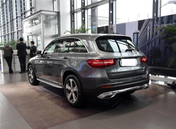 奔驰GLC 2016款 GLC 300 4MATIC 动感型 外观   斜后