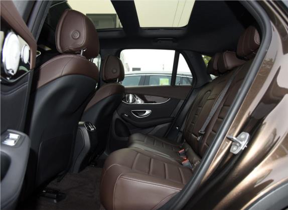 奔驰GLC 2017款 GLC 260 4MATIC 豪华型 车厢座椅   后排空间