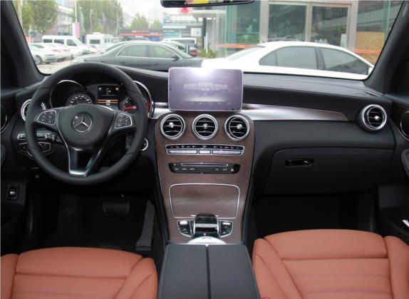 奔驰GLC 2017款 GLC 300 4MATIC 豪华型 中控类   中控全图