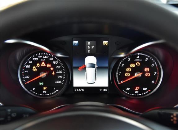 奔驰GLC 2018款 GLC 200 4MATIC 中控类   仪表盘