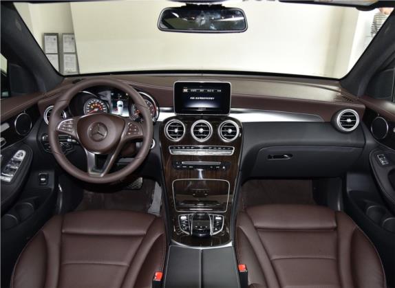 奔驰GLC 2018款 GLC 260 4MATIC 动感型 中控类   中控全图