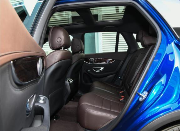 奔驰GLC 2018款 GLC 260 4MATIC 豪华型 车厢座椅   后排空间