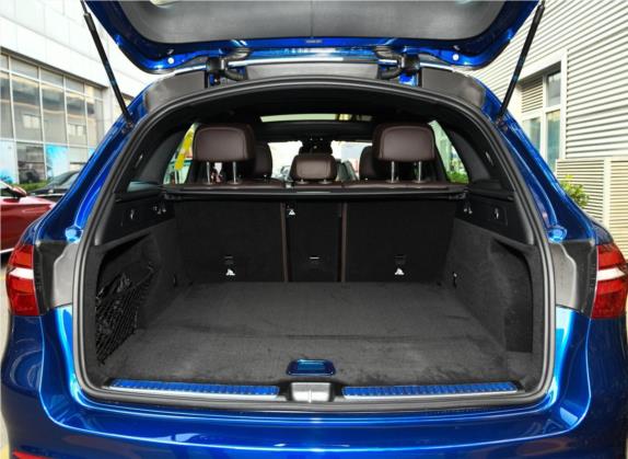 奔驰GLC 2018款 GLC 260 4MATIC 豪华型 车厢座椅   后备厢