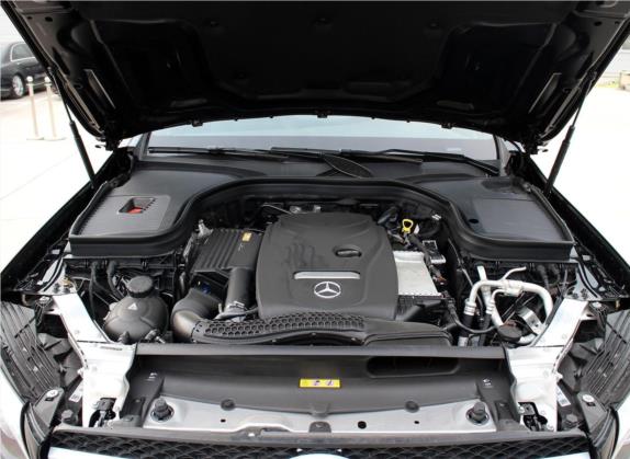 奔驰GLC 2018款 GLC 300 4MATIC 豪华型 其他细节类   发动机舱