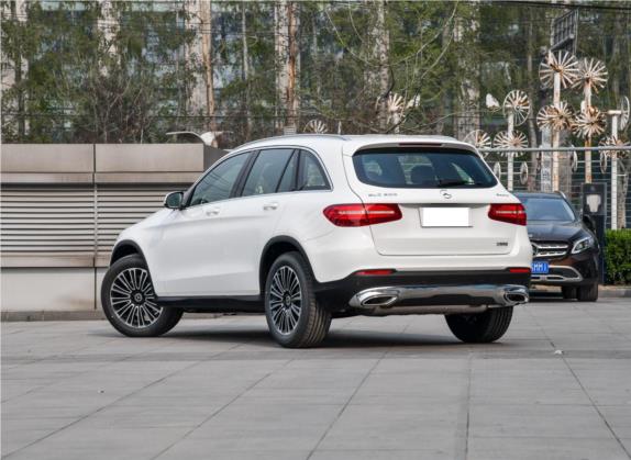 奔驰GLC 2018款 改款 GLC 200 4MATIC 外观   斜后