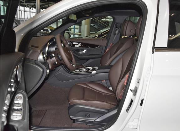 奔驰GLC 2018款 改款 GLC 260 4MATIC 豪华型 车厢座椅   前排空间
